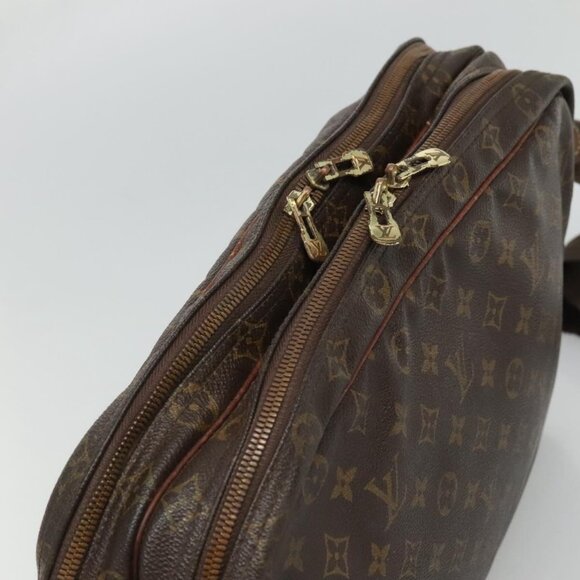 LOUIS VUITTON Monogram Reporter GM Shoulder Bag - Picture 6 of 15